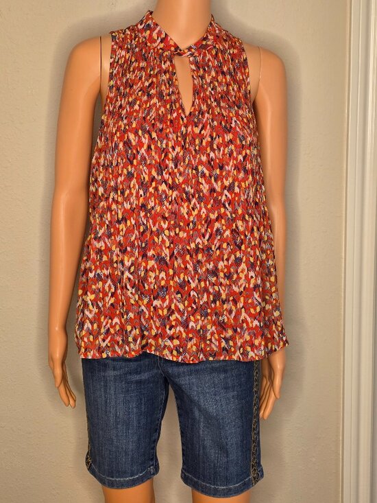 DR2 Tops - DR2 Sleeveless, Round Neck Women's Blouse, Size XS